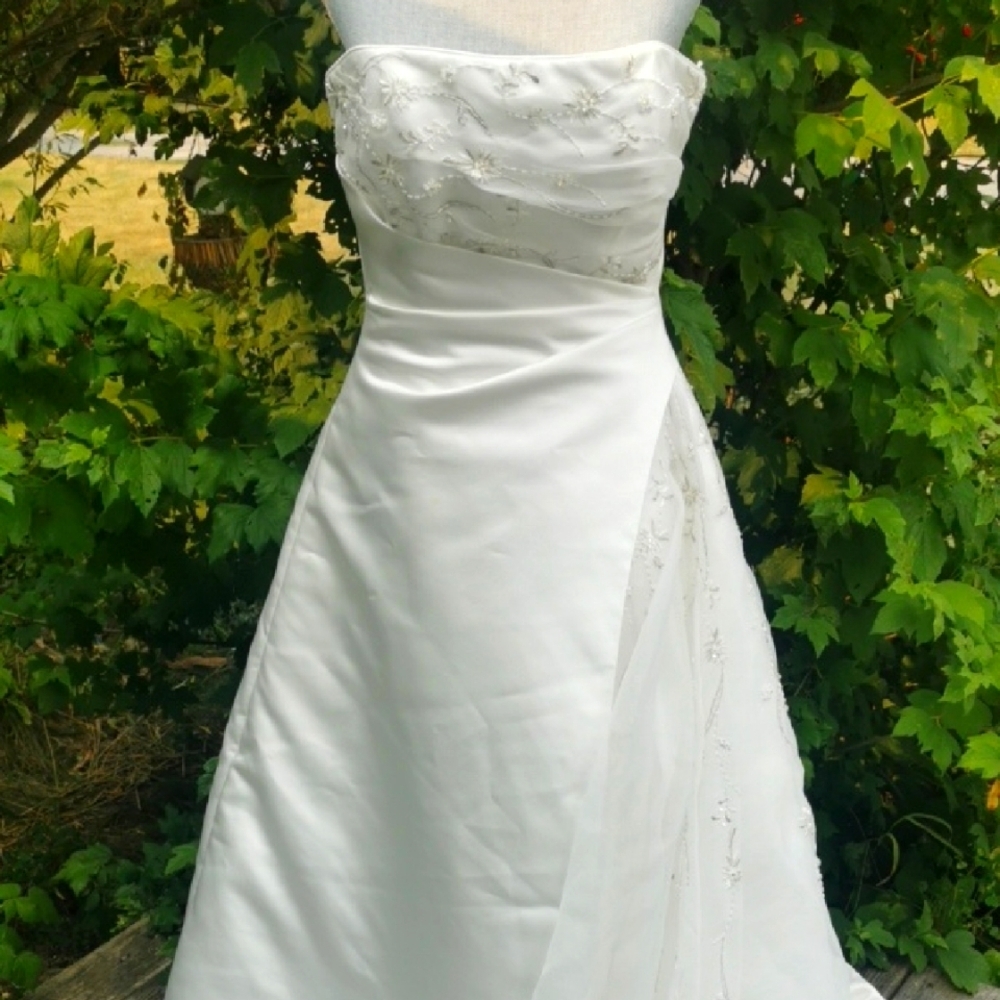 MaggieSottero strapless corsetback floor length embroidered sequins and beads 10